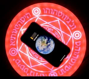 携帯電話用チョコレート魔法陣充電器